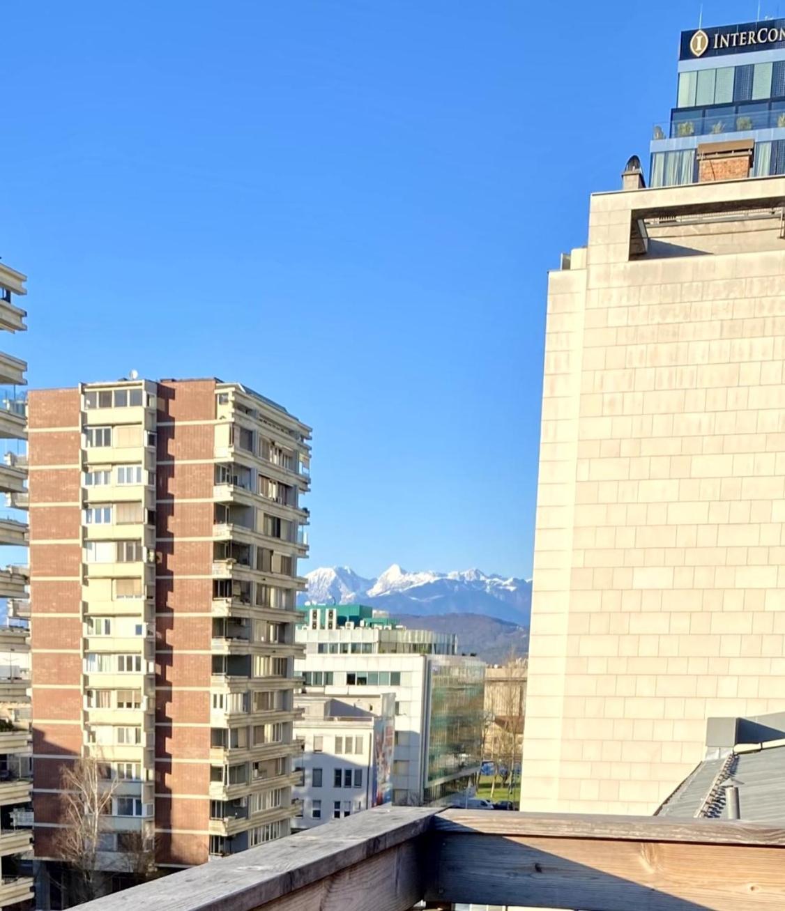 Little Plaza Duplex Apartment Ljubljana Ngoại thất bức ảnh